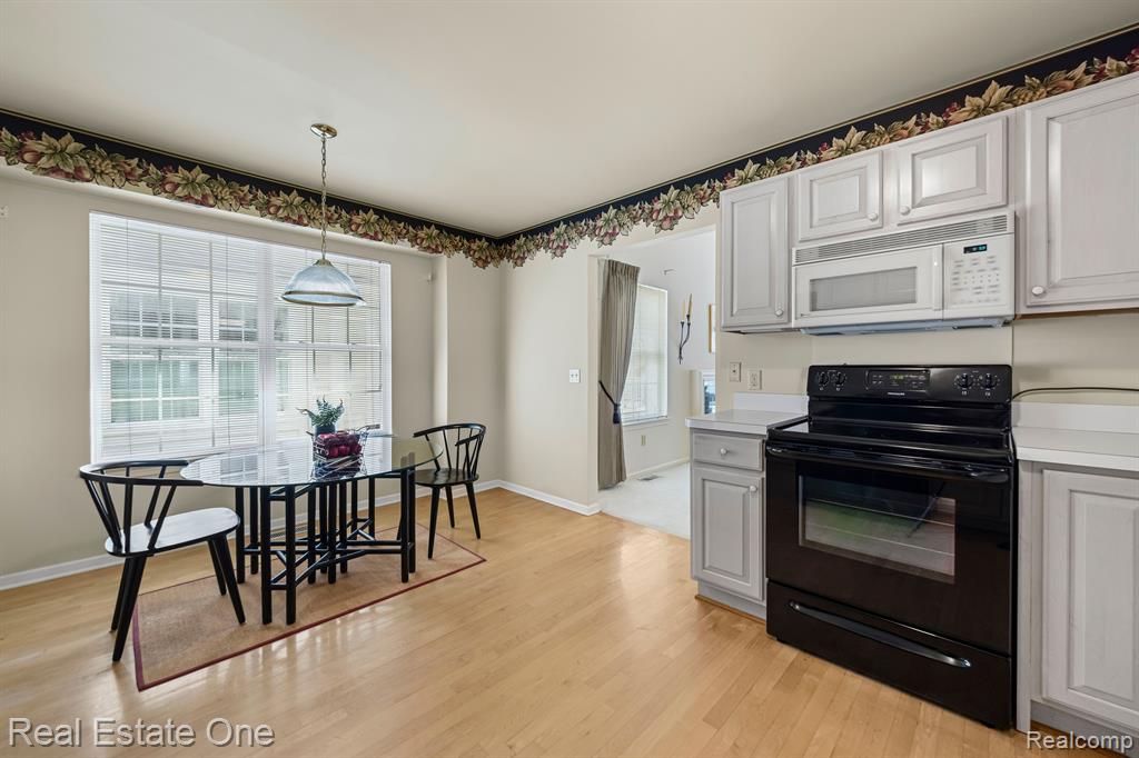 5400 FOREST RIDGE Drive, Clarkston, MI — Photo 12