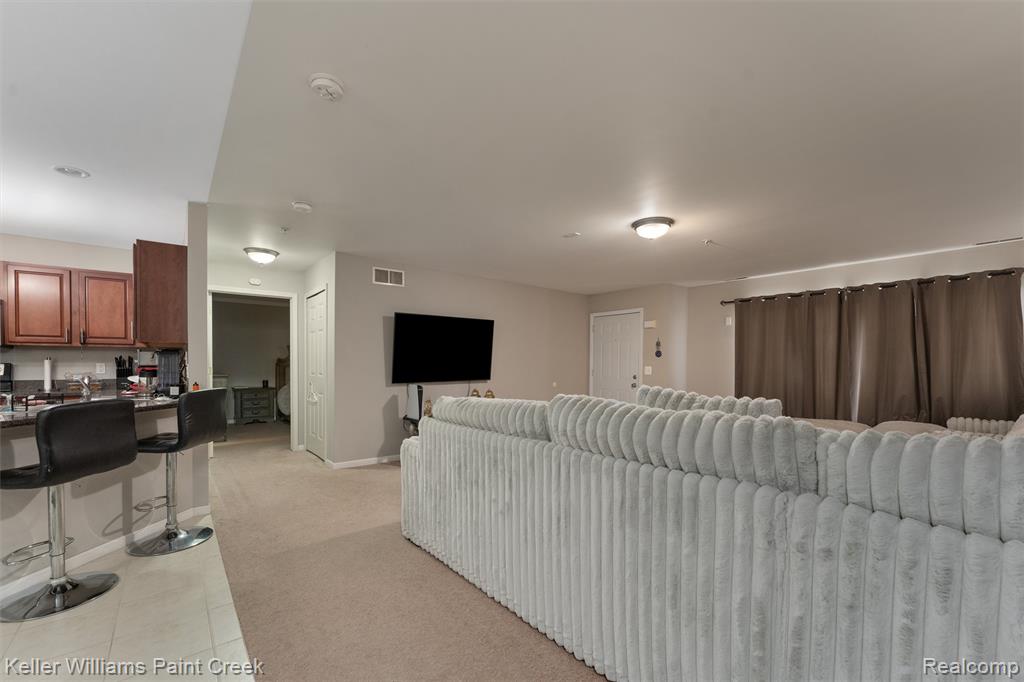 45542 Hidden View Court, Utica, MI 48315 — Photo 4