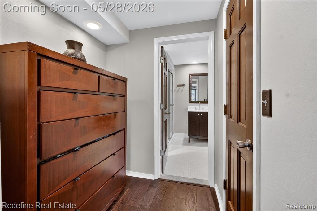 4296 Barcroft Way, West Bloomfield, MI 48323 — Photo 26