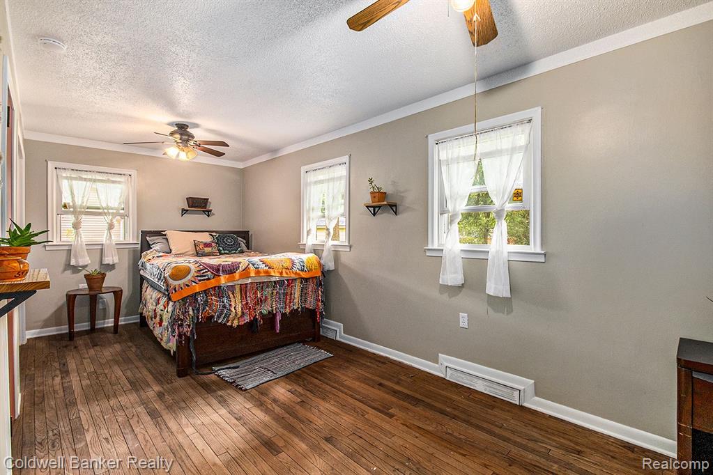 61722 FAIRLAND Drive, South Lyon, MI 48178 — Photo 21