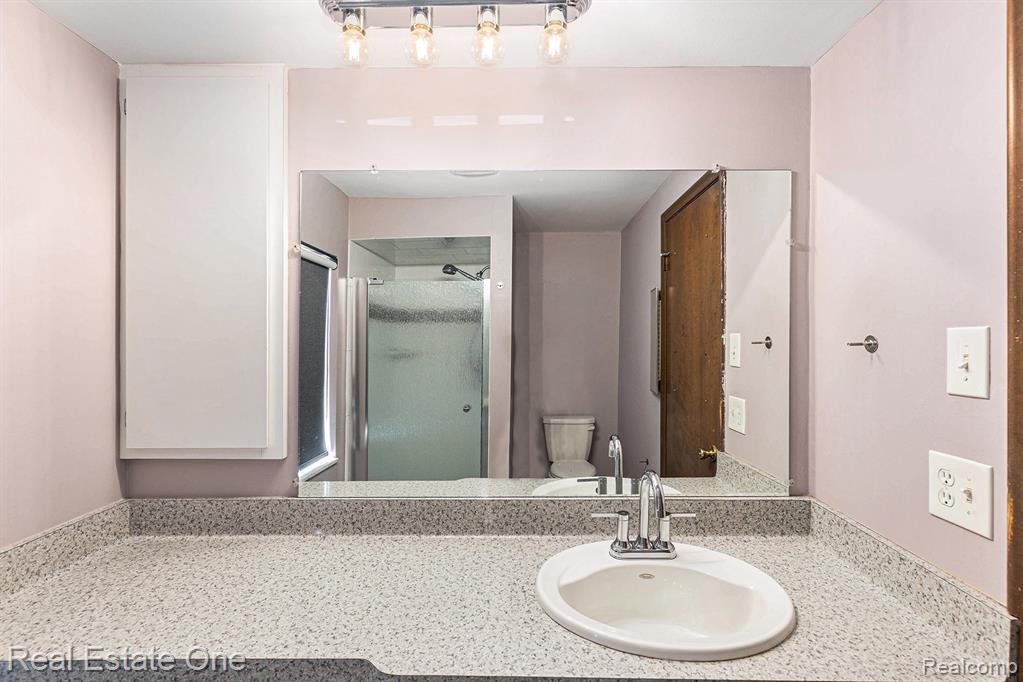 4336 Reilly Drive, Troy, MI 48085 — Photo 16