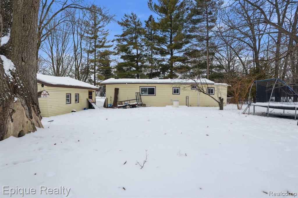 4120 Velma Drive, Fort Gratiot, MI 48059 — Photo 18