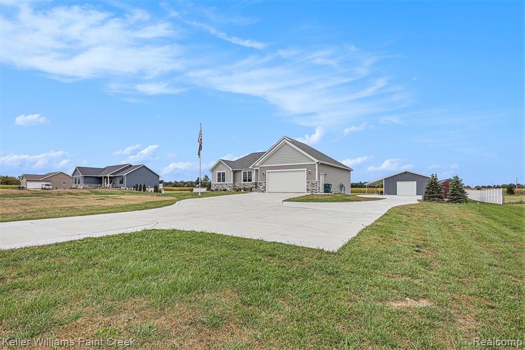 8309 Almont Road, Almont, MI 48003 — Photo 45