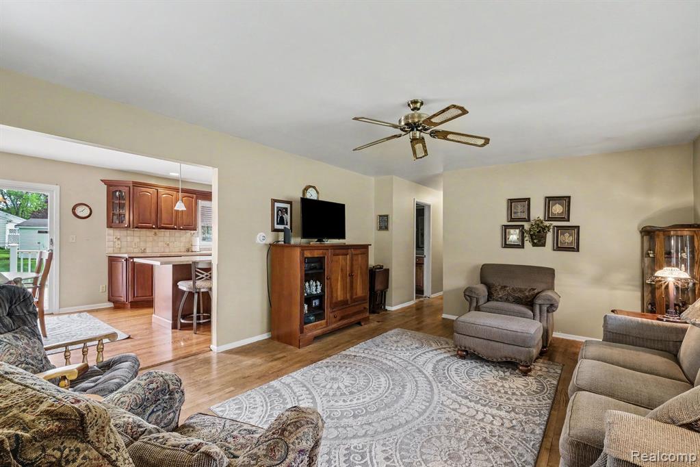 4497 Sunnymead Avenue, Burton, MI 48519 — Photo 6