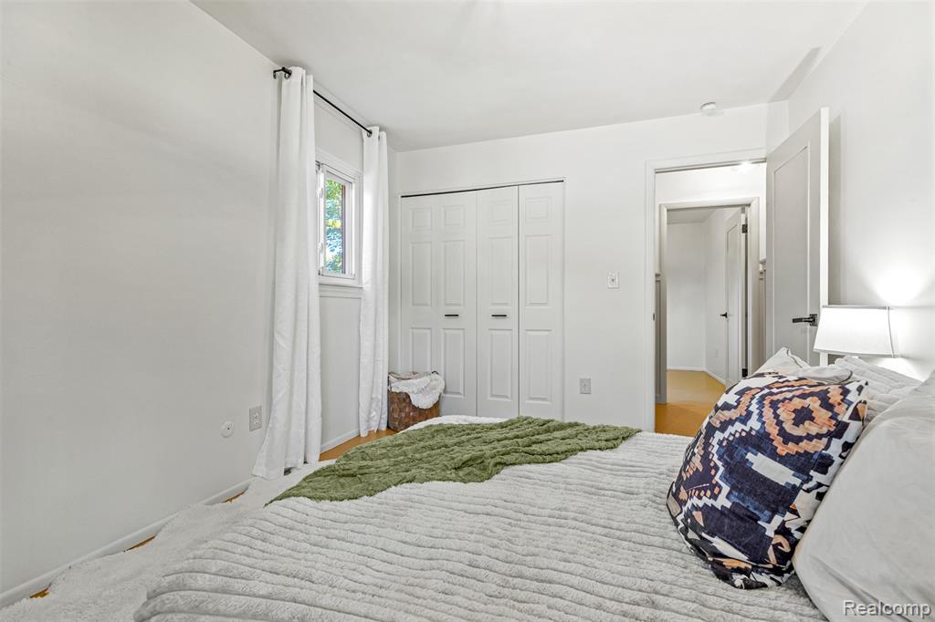 1716 Dover Court, Ypsilanti, MI 48198 — Photo 19