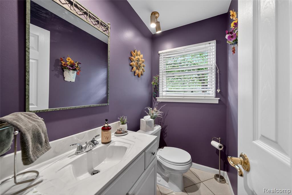 3560 Beach Road, Troy, MI 48084 — Photo 16