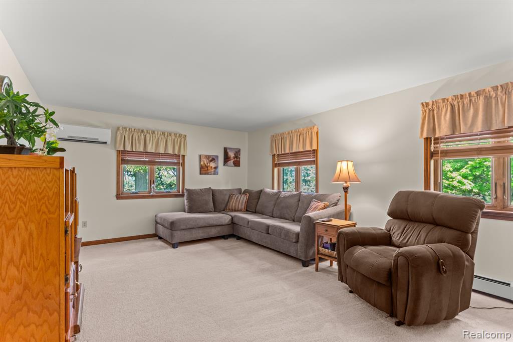 12735 BURMEISTER Road, Manchester, MI 48158 — Photo 6
