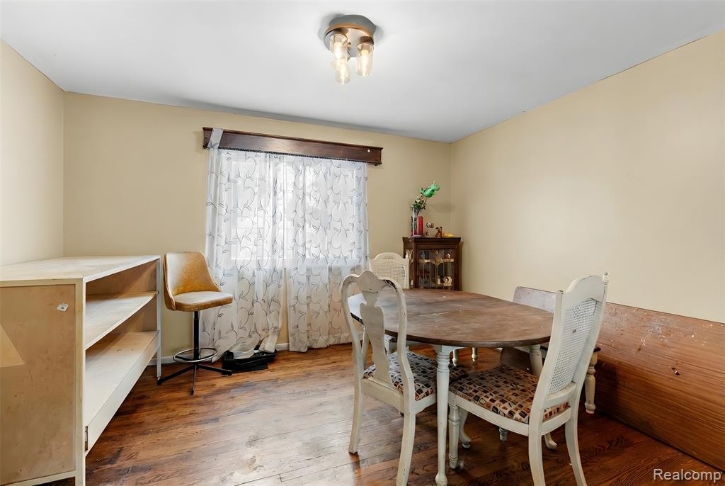 5189 Otsego Street, Burton, MI 48509 — Photo 8