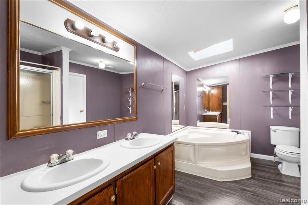 996 River Line Drive, Howell, MI 48843 — Photo 11