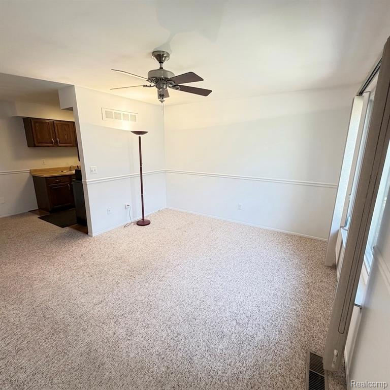 17116 Kingsbrooke Drive, Clinton Twp, MI 48038 — Photo 3