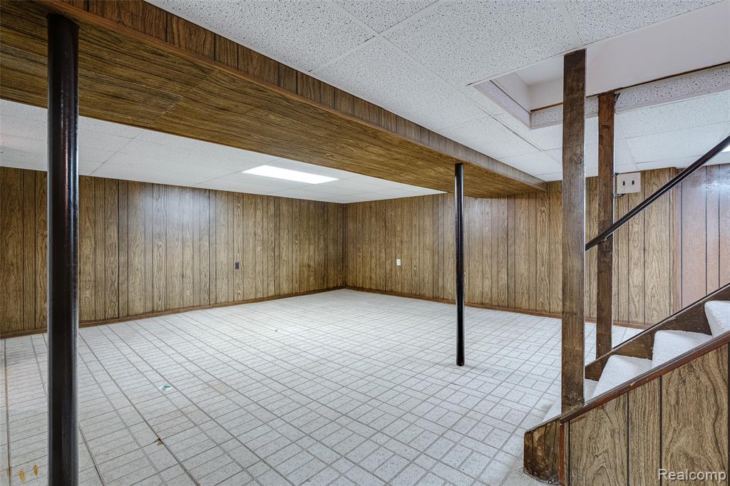 39615 Village Wood Lane, Novi, MI — Photo 35