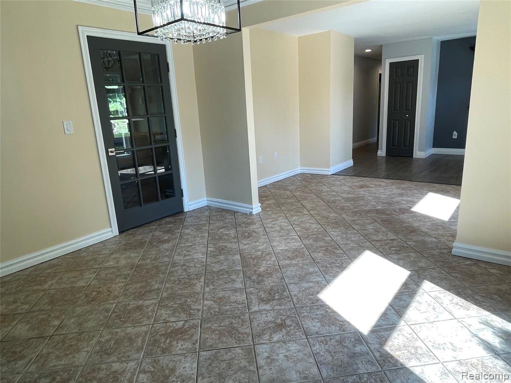 8981 Devon Drive, Shelby Twp, MI 48317 — Photo 7