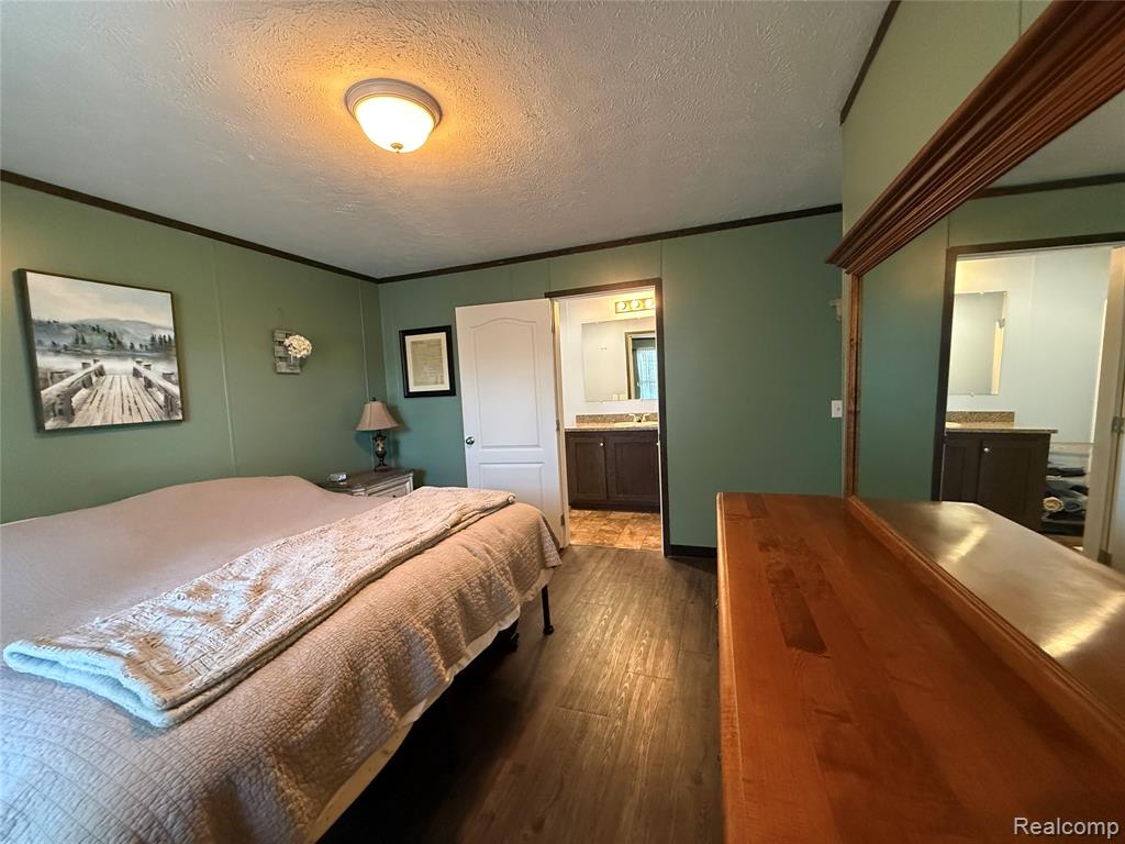 1101 Forest Lane, Columbus, MI — Photo 33