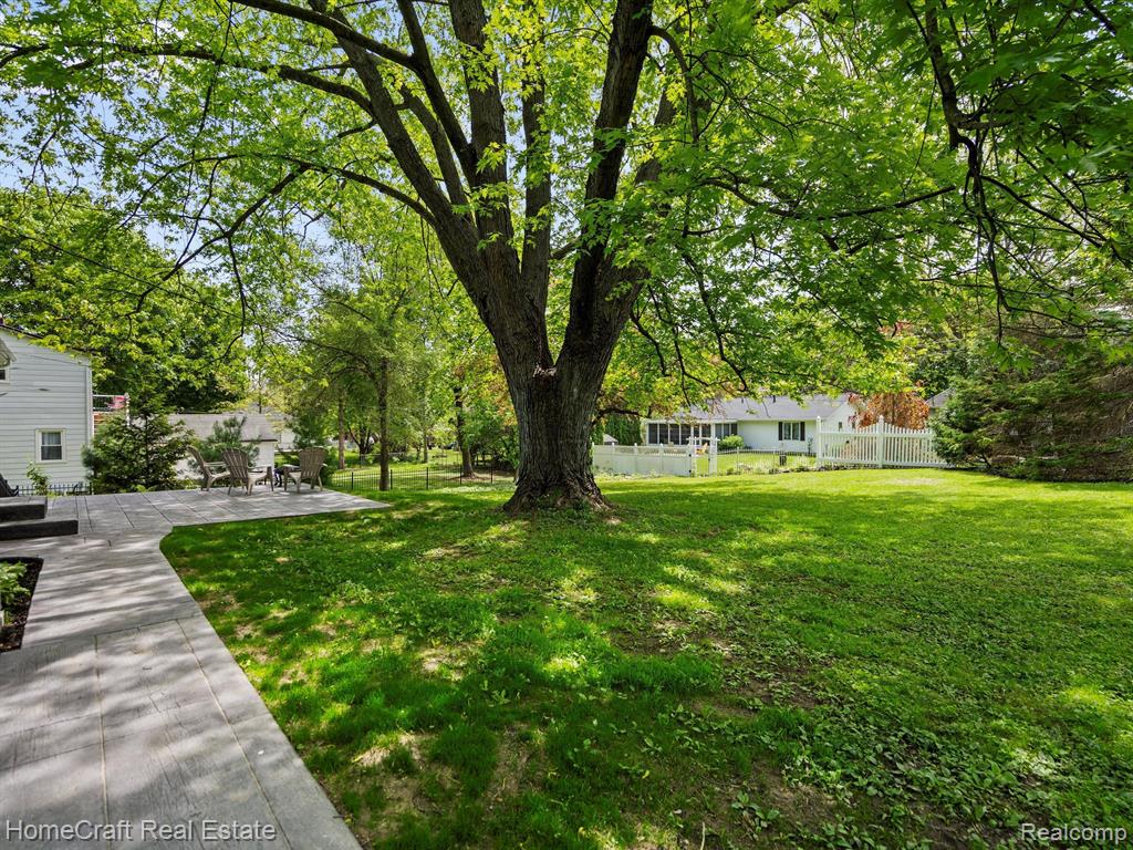 523 W BROOKS Street, Howell, MI 48843 — Photo 27