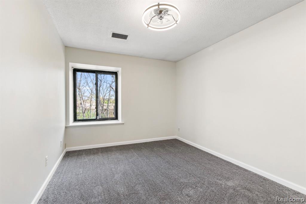 1680 Cliffs Landing, 302E, Ypsilanti, MI 48198 — Photo 26