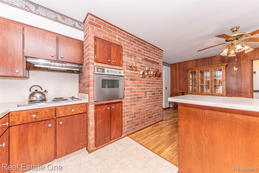 10120 Hyne Road, Brighton, MI 48114 — Photo 34