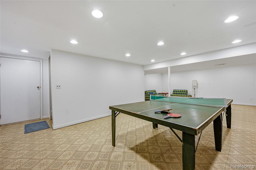 3464 Buckingham Trail, West Bloomfield, MI 48323 — Photo 38