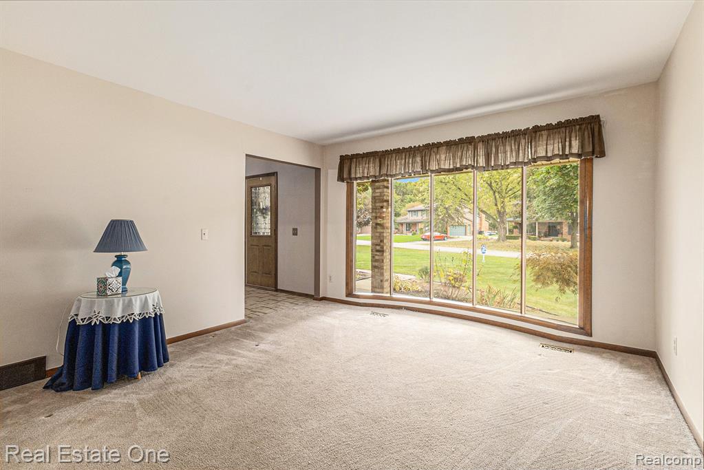 61631 Spring Circle Trail, Washington, MI — Photo 6