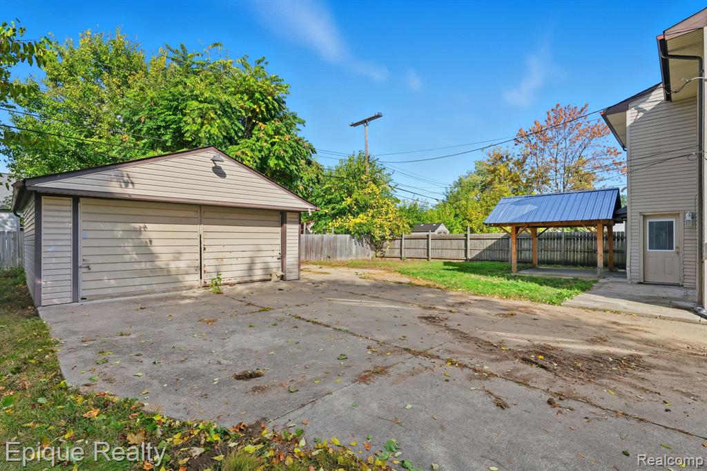 76 W Coy Avenue, Hazel Park, MI 48030 — Photo 22