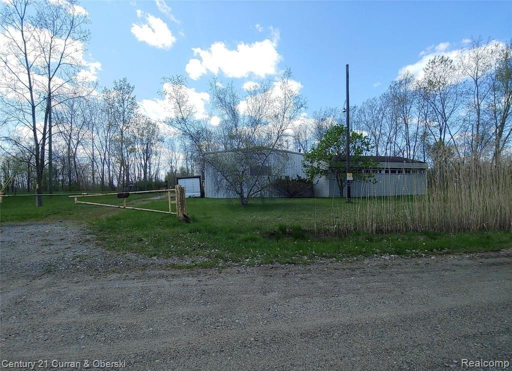 16620 Vining Road, Romulus, MI 48174