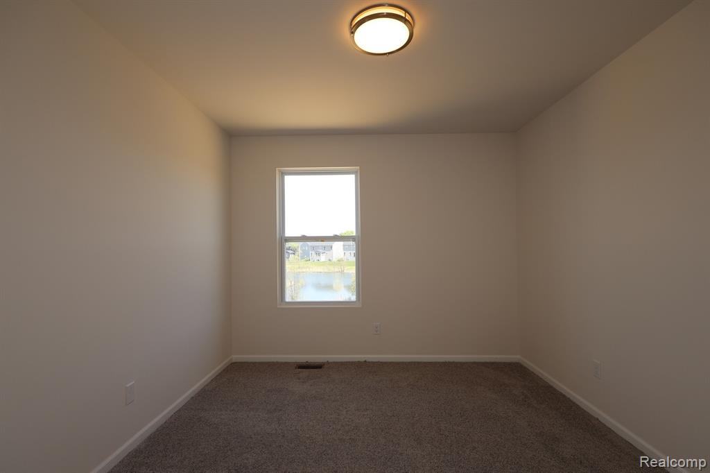 412 Hidden River W W, Holly, MI 48442 — Photo 22