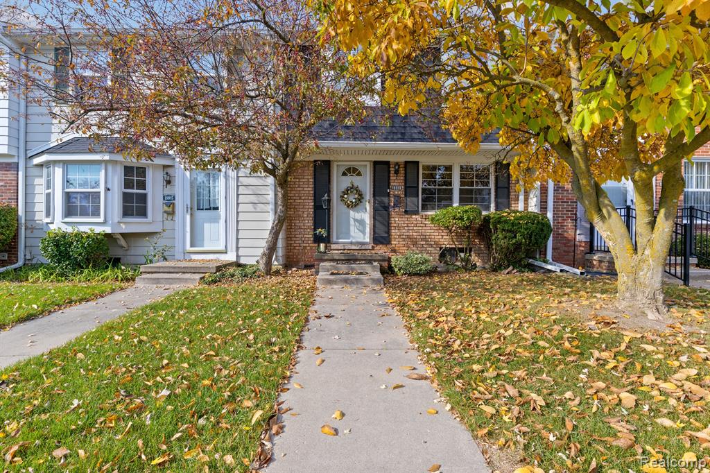 19919 SCHOOLHOUSE Court, Northville, MI 48167 — Photo 29