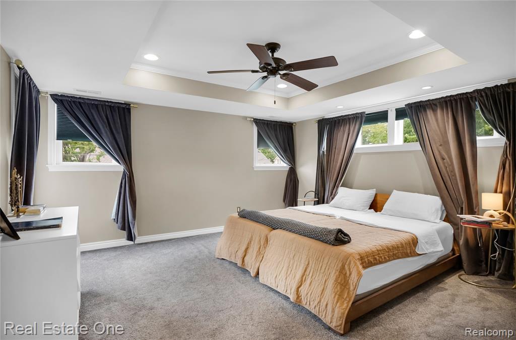 705 N Dorchester Avenue, Royal Oak, MI 48067 — Photo 29