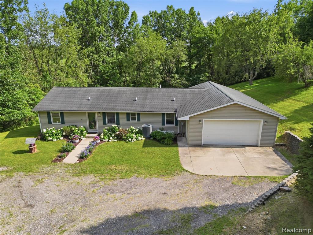 5003 Mason Road, Howell, MI 48843 — Photo 3