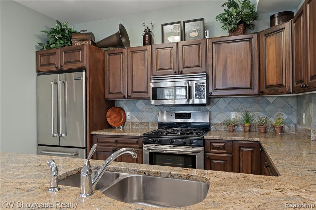 4334 Terra Ridge Drive, Milford, MI 48381 — Photo 65