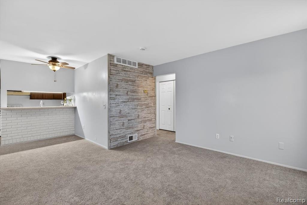 3121 Sunnyside Court, Lake Orion, MI — Photo 8