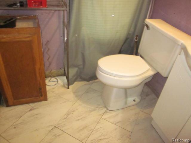 907 Wayne Street, Jackson, MI 49202 — Photo 14