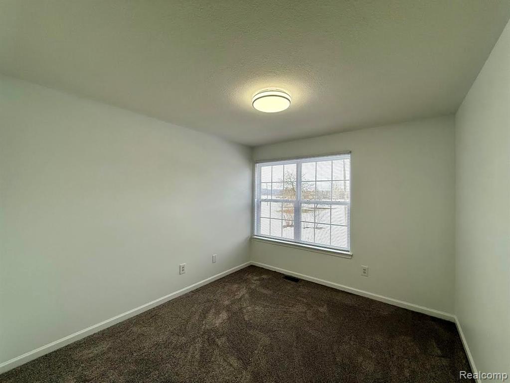 29067 Cullen Drive, Romulus, MI 48174 — Photo 32