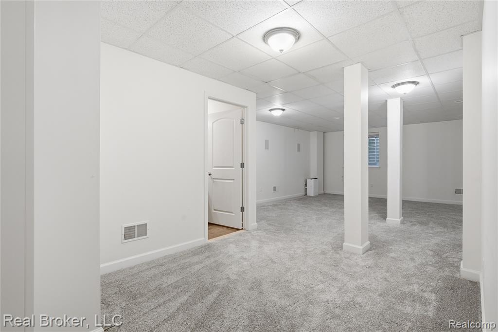 26978 Maxwell Court, Novi, MI — Photo 29