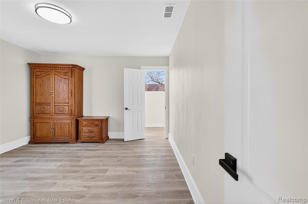 5019 Maple Street, Dearborn, MI 48126 — Photo 27