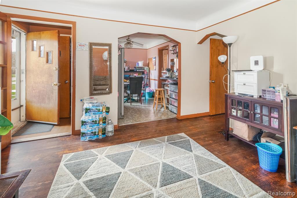 8117 Dale Street, Dearborn Heights, MI 48127 — Photo 16