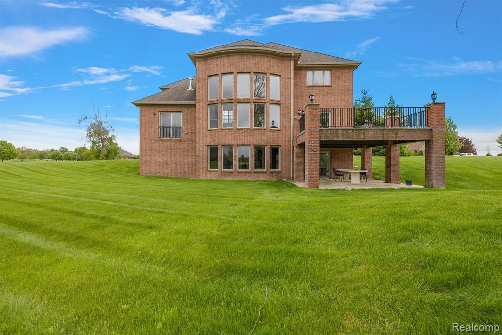 66701 NOTRE DAME Boulevard, Washington, MI 48095 — Photo 9