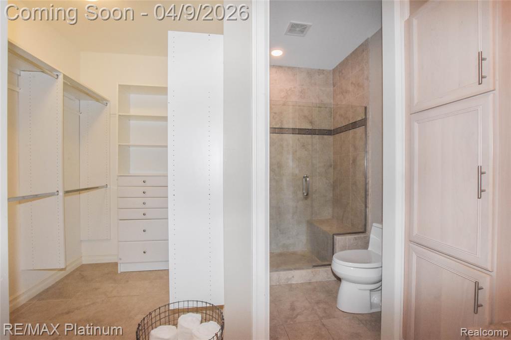 9092 Lake Dominion Drive, Brighton, MI 48114 — Photo 35