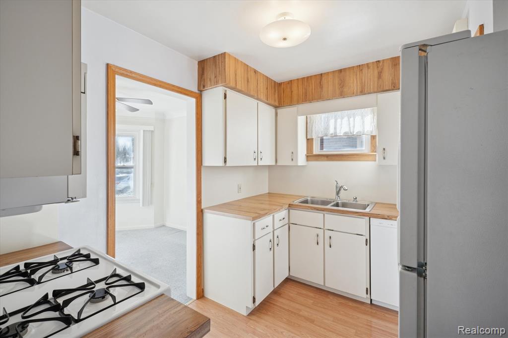 7510 Balfour Avenue, Allen Park, MI 48101 — Photo 10