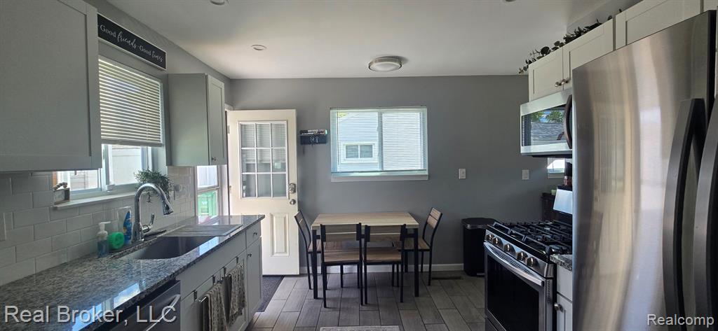 29521 Florence Street, Garden City, MI — Photo 10