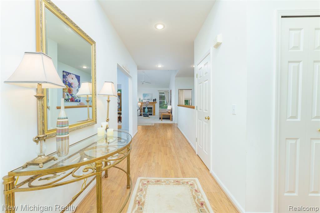 13111 Harbor Landings Drive, Fenton, MI 48430 — Photo 2