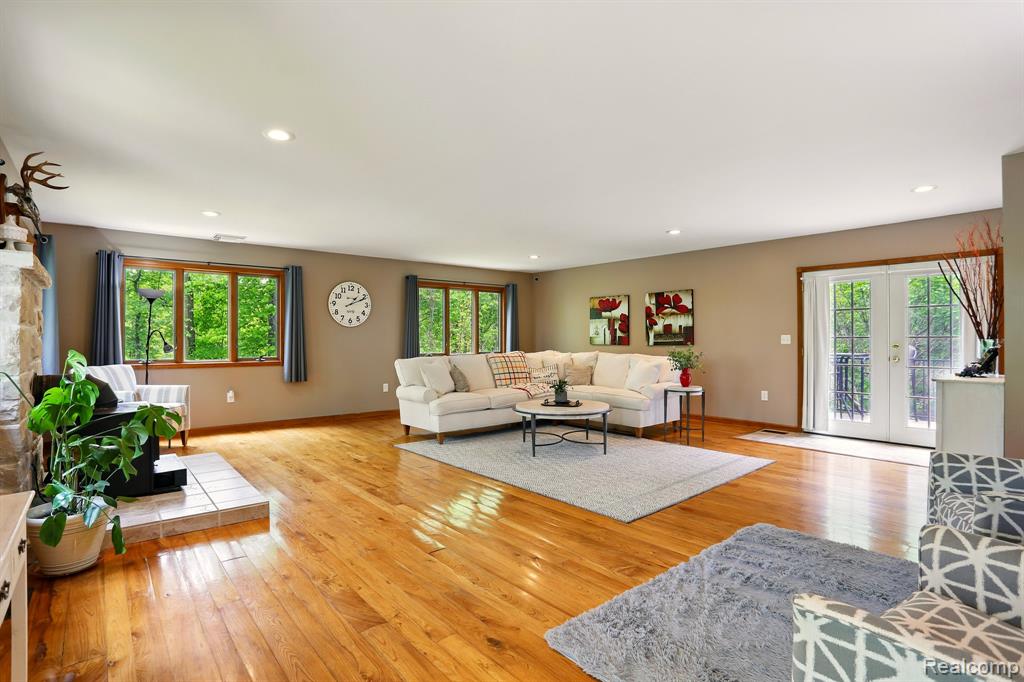 5960 Kidder Road, Almont, MI 48003 — Photo 8
