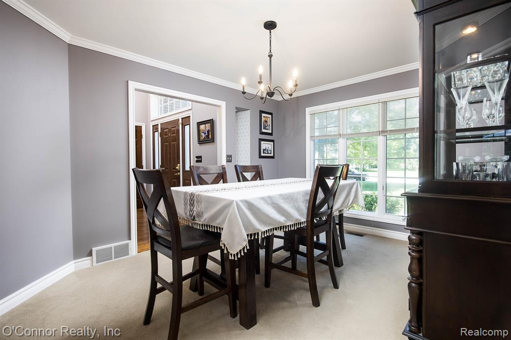 3239 Turnberry, Port Huron, MI 48060 — Photo 17