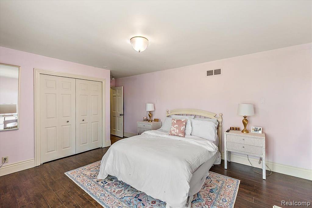 628 BENNINGTON Drive, Bloomfield Hills, MI 48304 — Photo 36