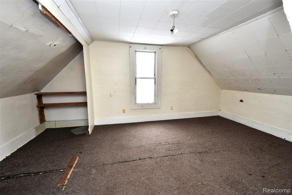 403 E King Street E, Owosso, MI 48867 — Photo 25