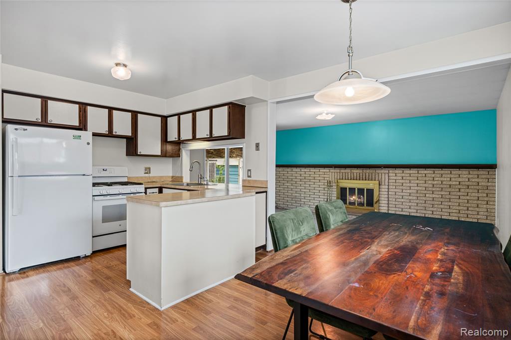 39619 Peters Drive, Canton, MI 48187 — Photo 16