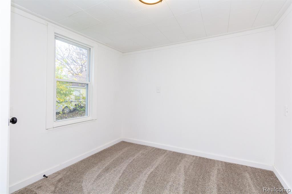 7641 WESTMINSTER Avenue, Warren, MI 48091 — Photo 18