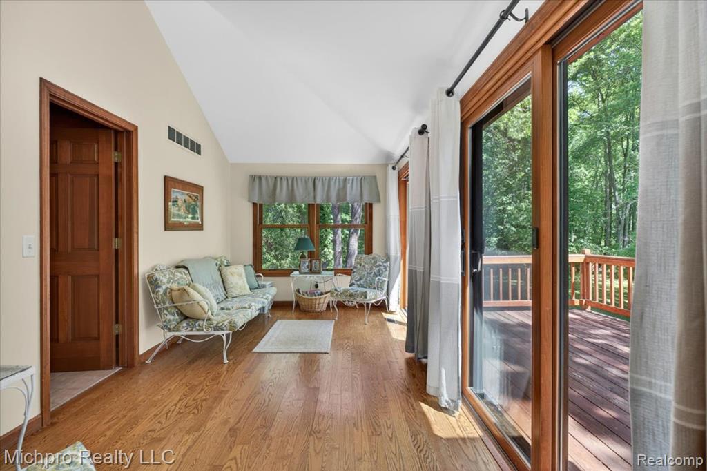 670 Green Creek Lane, Oxford, MI 48371 — Photo 31