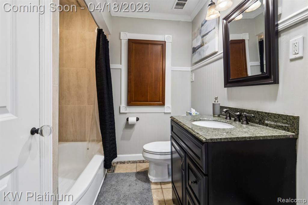 22436 Lakeland Street, Saint Clair Shores, MI 48081 — Photo 35