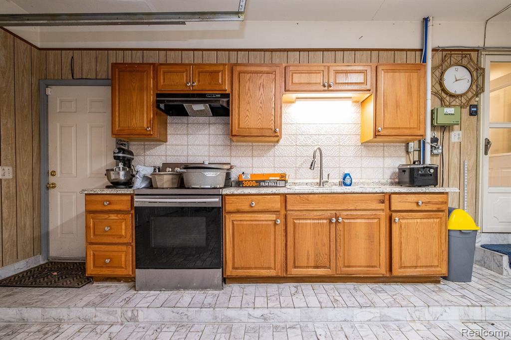 41924 ALDEN Drive, Clinton Twp, MI 48038 — Photo 51