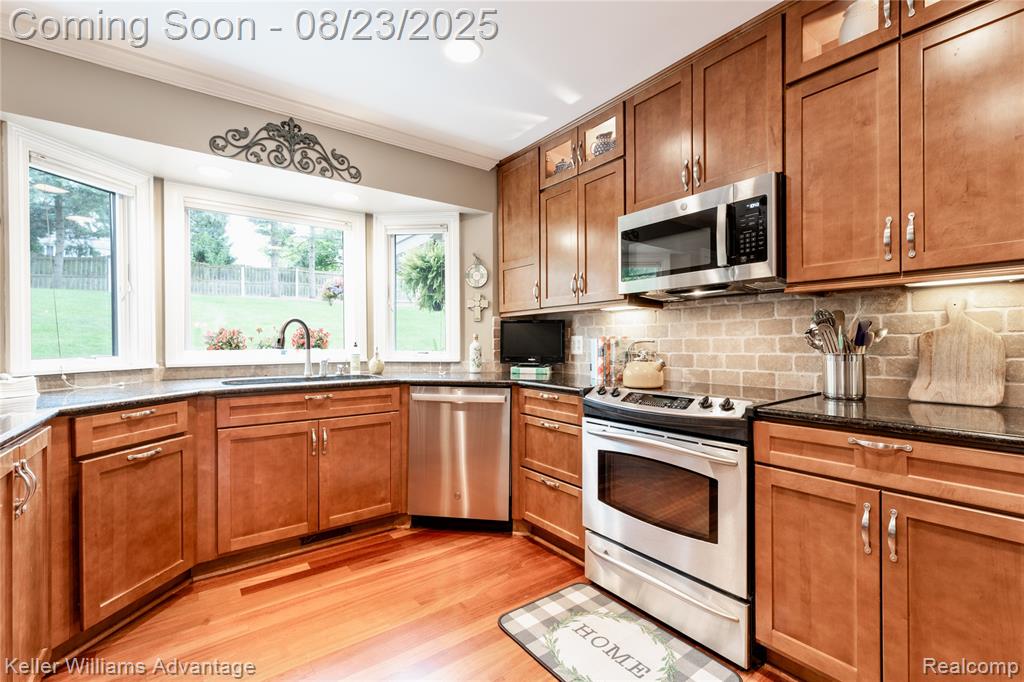 46255 Greenridge Drive, Northville, MI 48167 — Photo 15